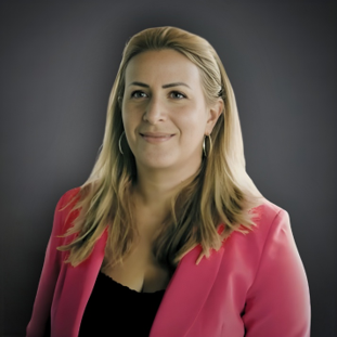 Celia Profile Photo Mini Mba